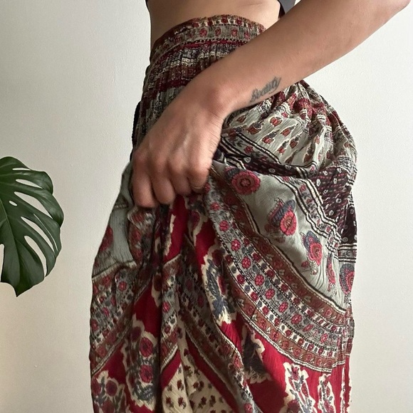 Vintage Sag Harbor Maxi Skirt - Picture 2 of 6